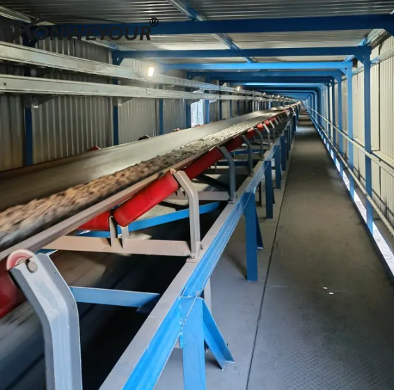 Long-distance modular overland belt conveyor